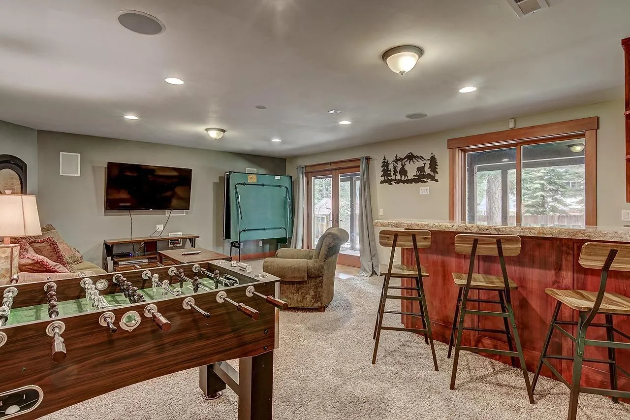Aspen Acres - Five Bedroom Home South Lake Tahoe 0*,  Verenigde Staten