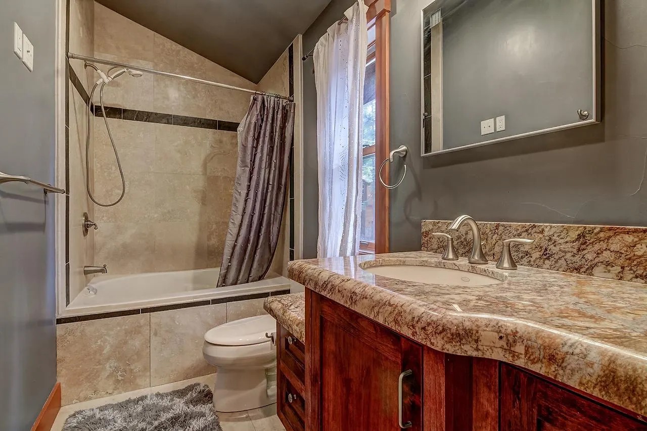 Aspen Acres - Five Bedroom Home South Lake Tahoe